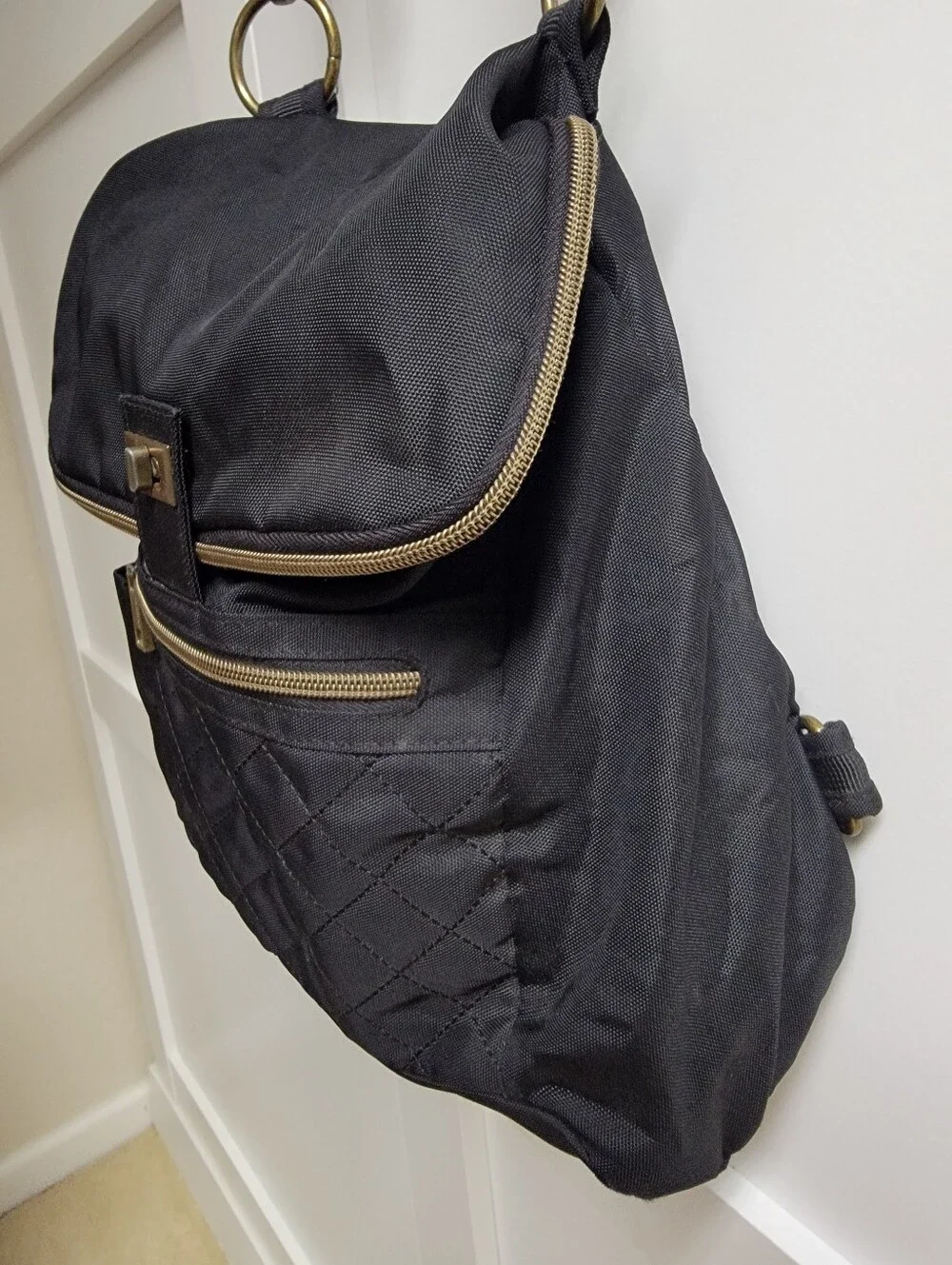 Travelon Black Quilted Crossbody  - Classic Everyday Bag